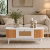 Table basse en bois et rotin avec rangements – Cannage & rangements fermés 3