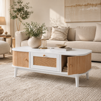 Table basse en bois et rotin avec rangements – Cannage & rangements fermés 4